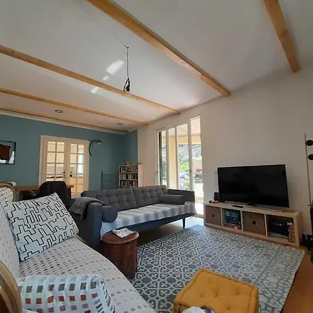 Quiet Villa, Wonderful Garden 10-minute Walk From The Sea! * Recco